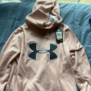 NWT Light pink Under Armour sweatshirt